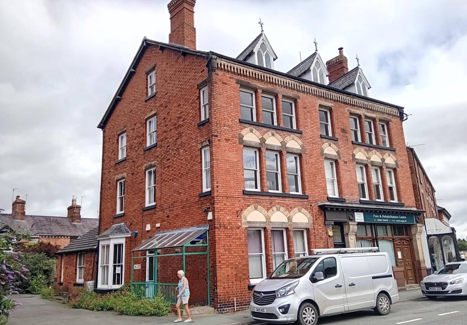 13-17 Oswald Rd, Oswestry for sale Building Photo- Image 1 of 1