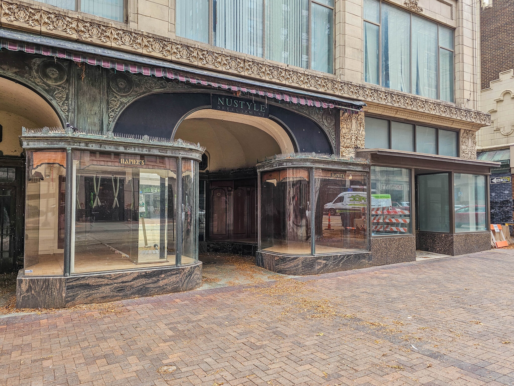 305 S 16th St, Omaha, NE for lease Interior Photo- Image 1 of 10