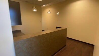 4800 Hedgcoxe Rd, Plano, TX for lease - Commercial Listing Video 