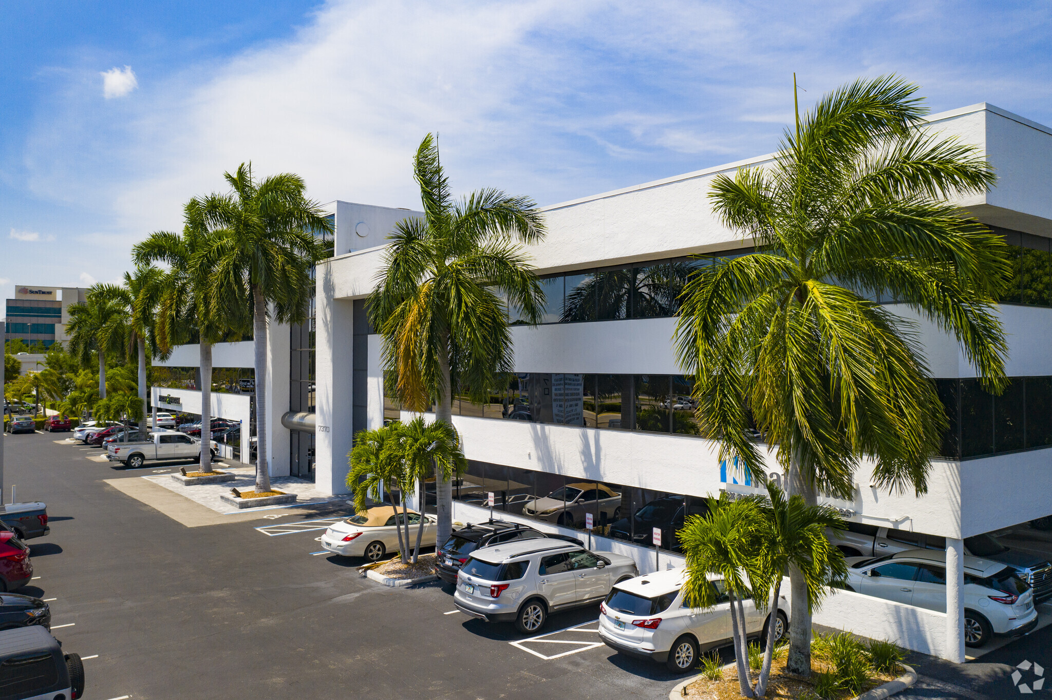 7370 College Pky, Fort Myers, FL for lease Building Photo- Image 1 of 14