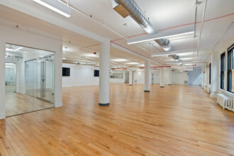 22 W 21st St, New York, NY for lease Interior Photo- Image 1 of 9