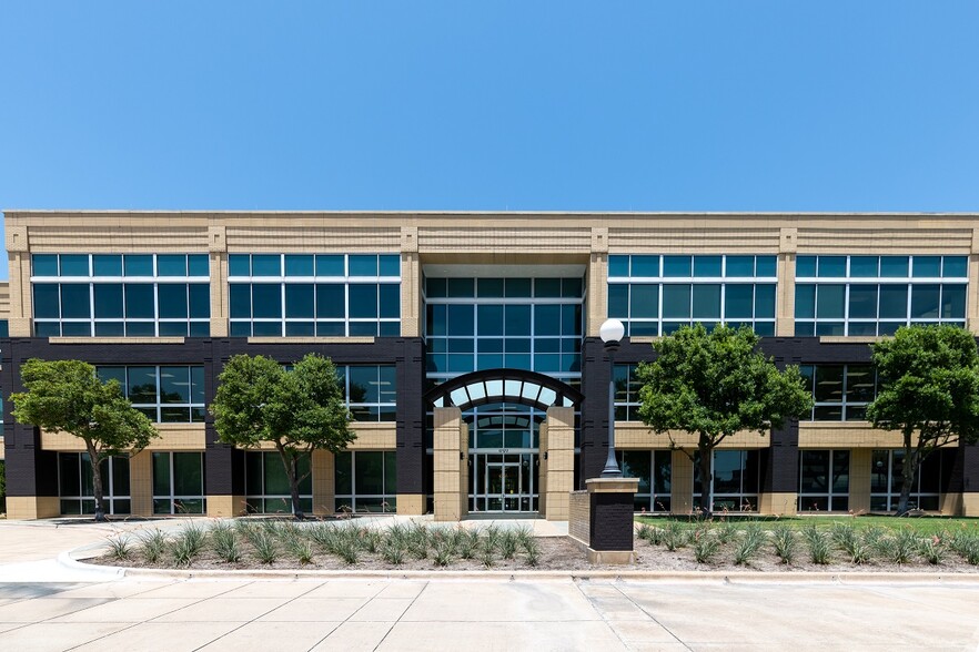 17177 Preston Rd, Dallas, TX for lease - Building Photo - Image 3 of 19
