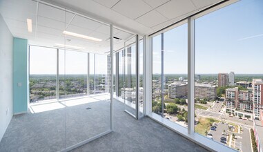 8350 Broad St, McLean, VA for lease Interior Photo- Image 2 of 7