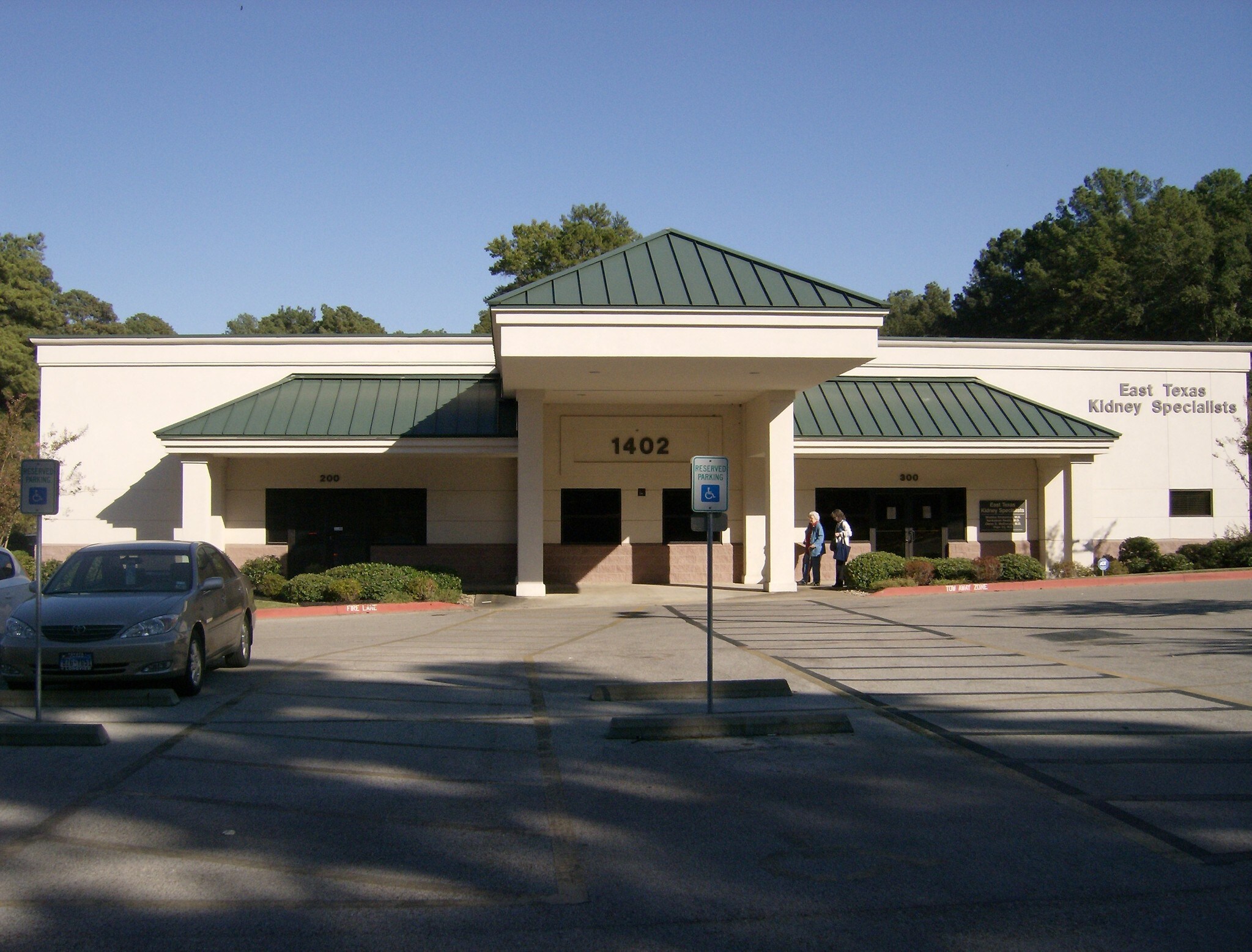 1402 N Fourth St, Longview, TX for sale Building Photo- Image 1 of 1