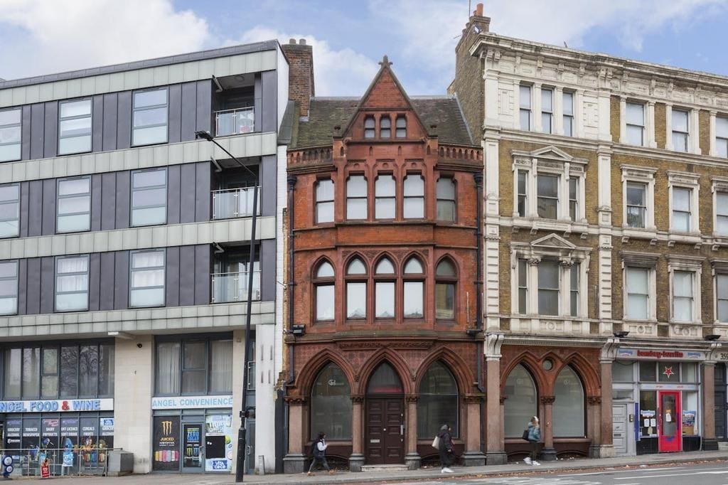 353-355 Goswell Rd, London for lease Building Photo- Image 1 of 15