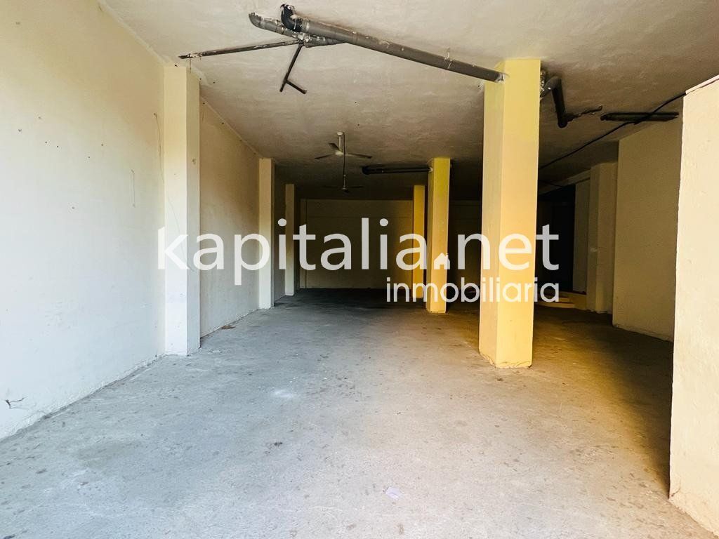 Retail in Ontinyent, Valencia for sale Building Photo- Image 1 of 6