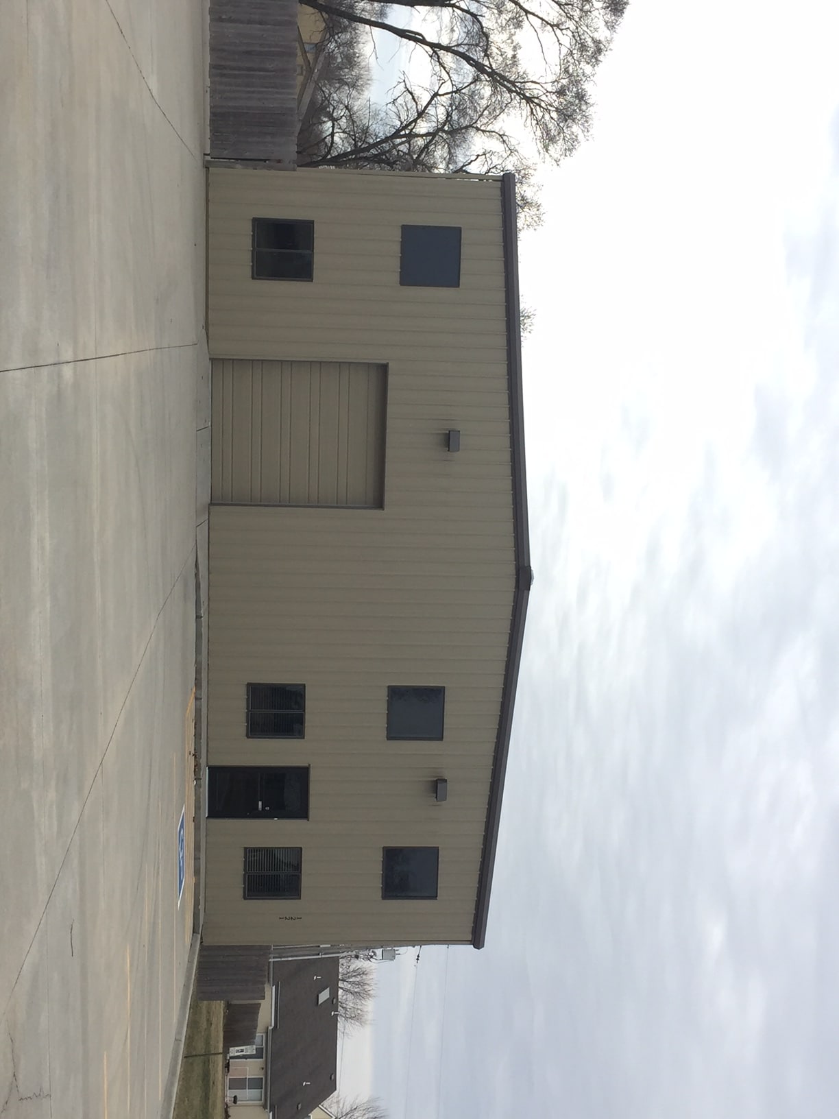 1221 E 25th St, Lawrence, KS for sale Building Photo- Image 1 of 47