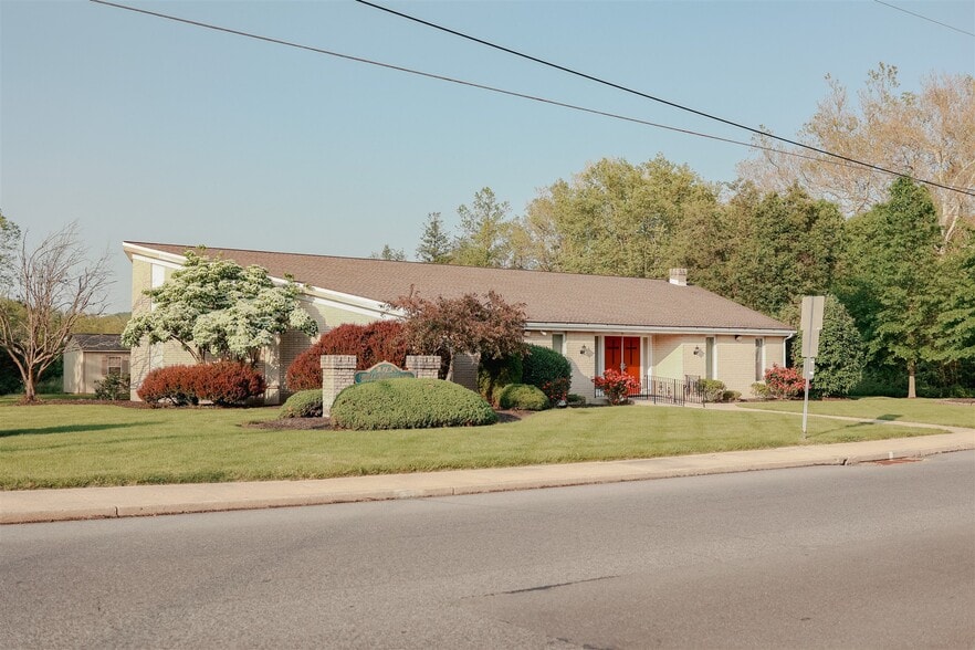 735 High Blvd, Reading, PA for sale - Primary Photo - Image 1 of 1