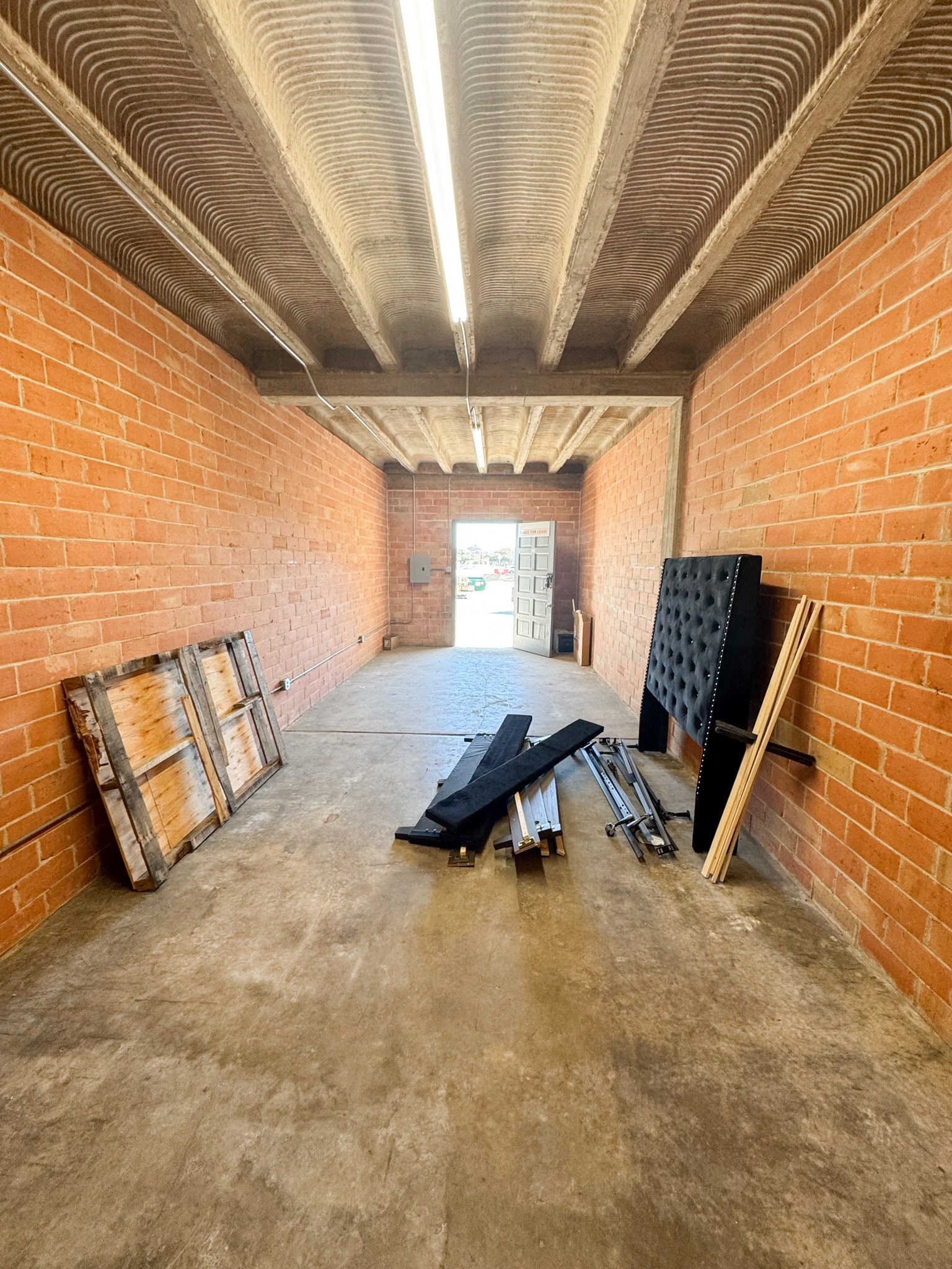 2915 S Zarzamora St, San Antonio, TX for lease Building Photo- Image 1 of 4