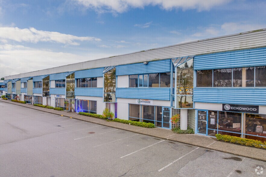 91 Golden Dr, Coquitlam, BC for lease - Building Photo - Image 1 of 7