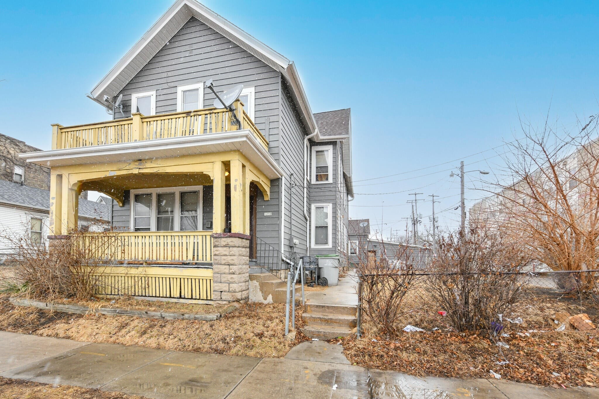 1230 W Highland Ave, Milwaukee, WI for sale Building Photo- Image 1 of 1