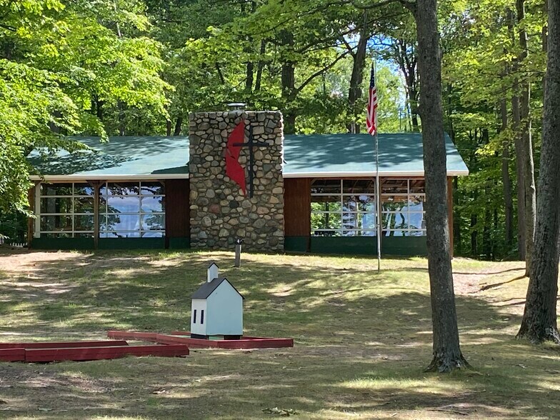 5300 Cutler Rd, Lakeview, MI for sale - Primary Photo - Image 1 of 1