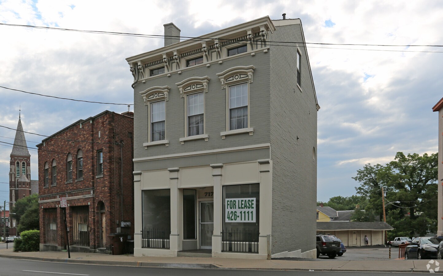 717 Pike St, Covington, KY 41011