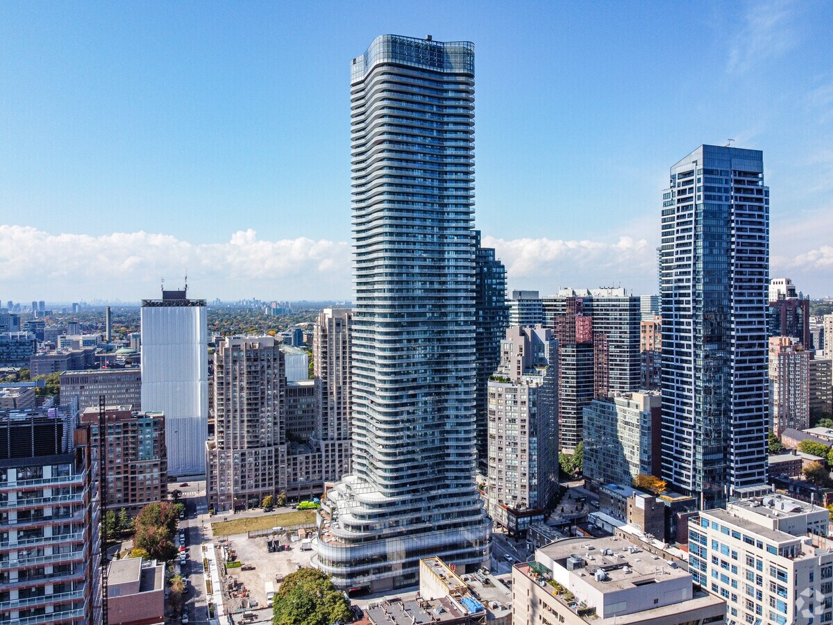 11 Wellesley St W, Toronto, ON M4Y 1G1 11 Wellesley St W, Toronto, ON M4Y 1G1