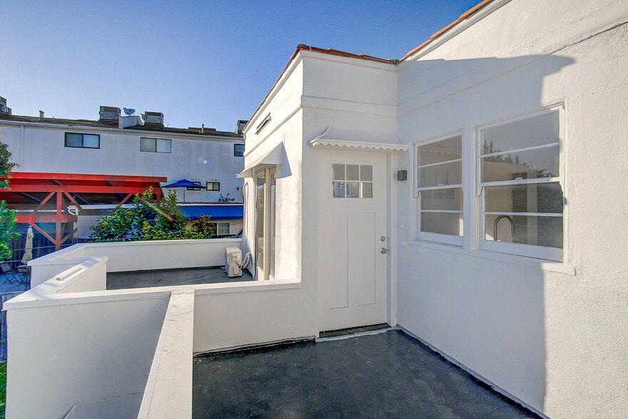 1147 24th St, Santa Monica, CA for sale - Building Photo - Image 3 of 31
