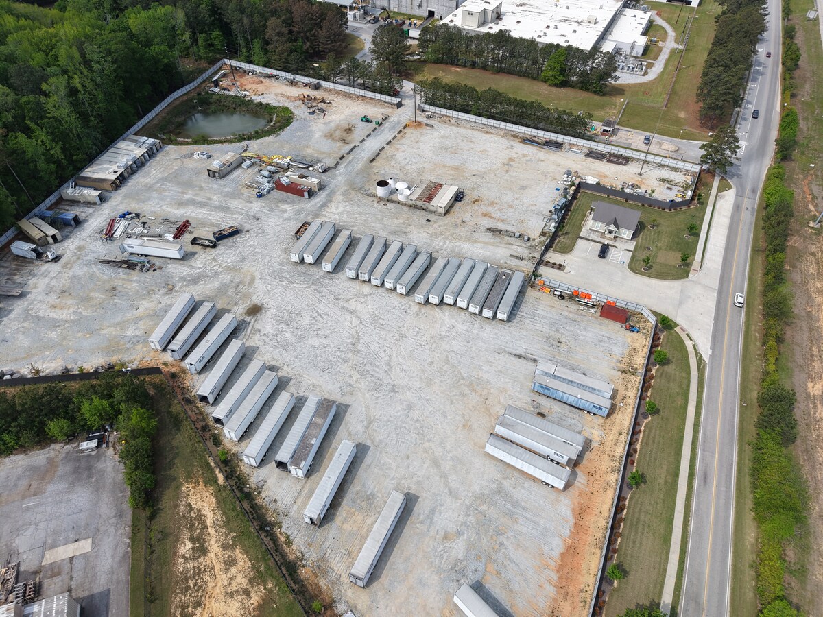 9230 Industrial Dr, Covington, GA for lease Building Photo- Image 1 of 24
