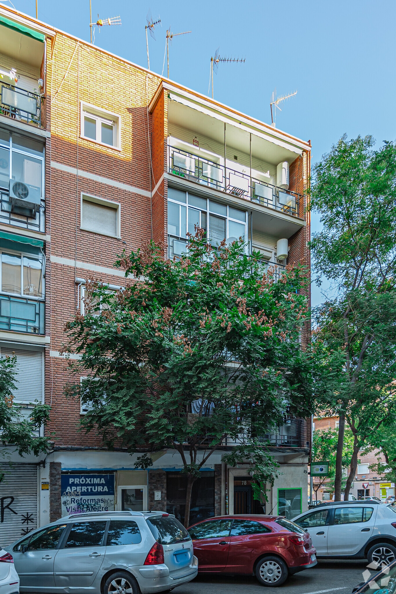 Calle Matilde Hernandez, 78, Madrid, Madrid for sale Primary Photo- Image 1 of 1