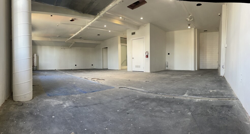 2000 Cotner Ave, Los Angeles, CA for lease - Building Photo - Image 3 of 7