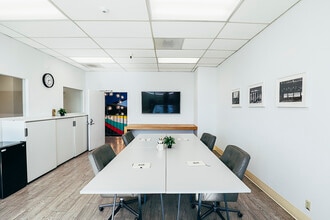 2744 E 11th St, Oakland, CA for lease Interior Photo- Image 2 of 2