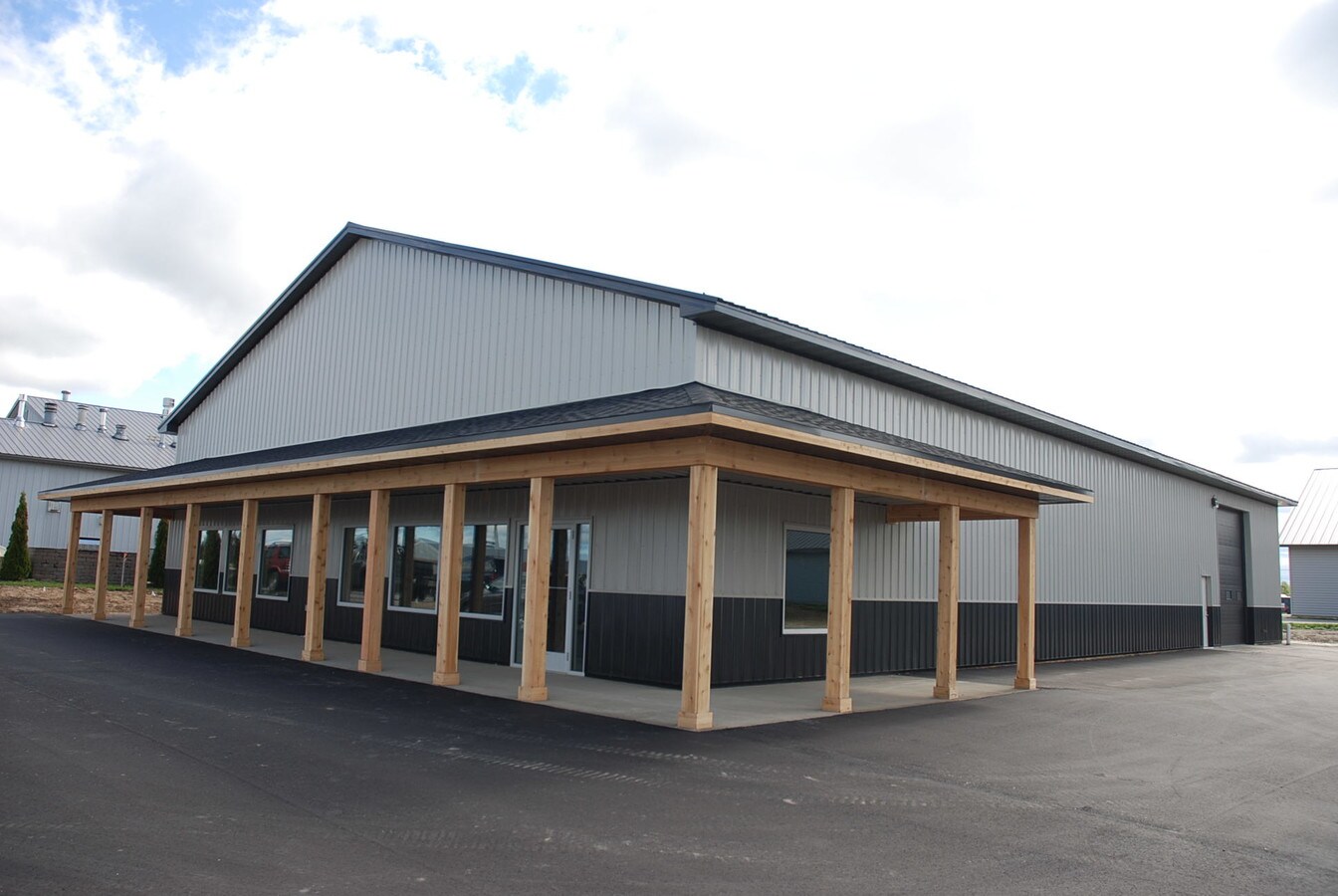 3943 Rennie School Rd S, Traverse City, MI 49685