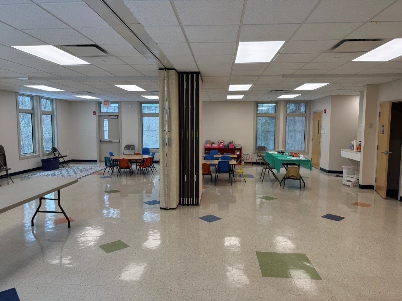 115 Huntingtown Rd, Newtown, CT for lease Building Photo- Image 1 of 8