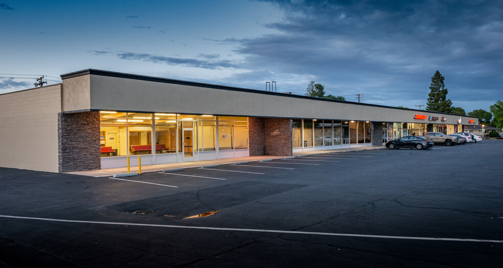 1381-1399 Florin Rd, Sacramento, CA for lease - Building Photo - Image 1 of 5