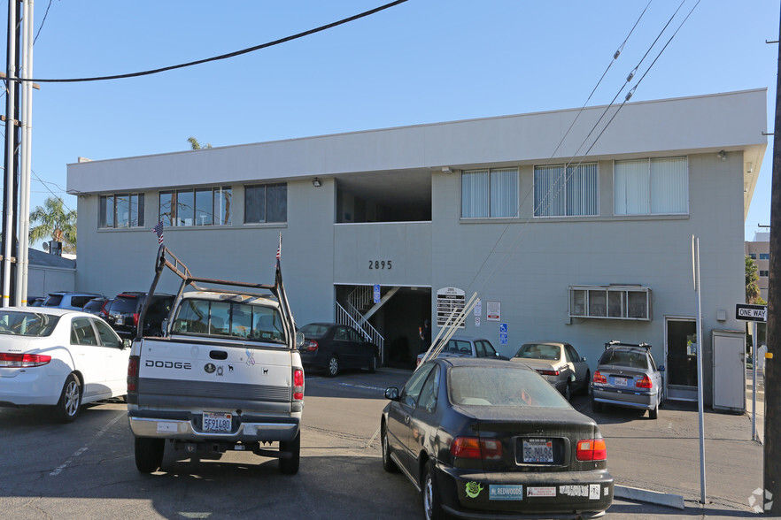 2881-2895 Loma Vista Rd, Ventura, CA for lease - Primary Photo - Image 3 of 11