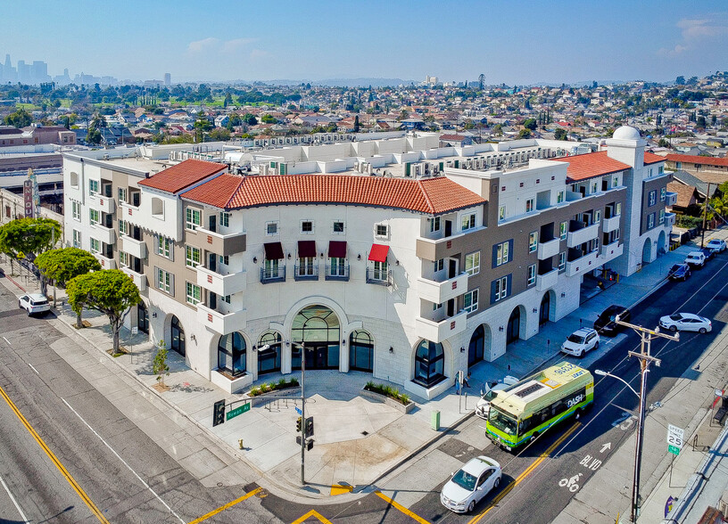 111 N Rowan Ave, Los Angeles, CA for lease - Building Photo - Image 1 of 11