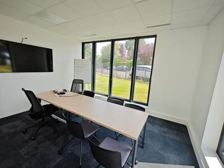 Office in Marcq-en-Baroeul for lease - Interior Photo - Image 3 of 4