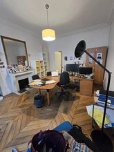 Office in Paris for lease Interior Photo- Image 2 of 5