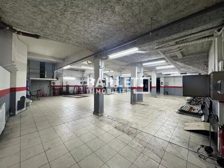 Retail in Nice for lease - Interior Photo - Image 1 of 16