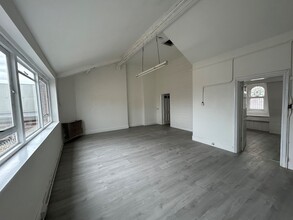 2 Halford St, Leicester for lease Interior Photo- Image 1 of 2