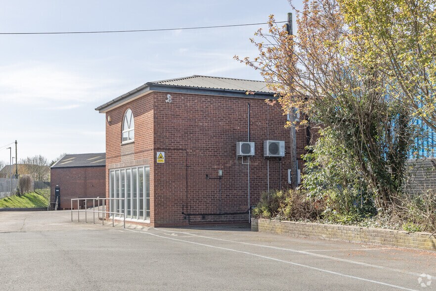Worcester Rd, Evesham for lease - Building Photo - Image 3 of 6