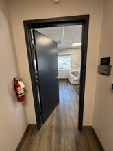 930 S 4th St, Las Vegas, NV for lease Building Photo- Image 1 of 4