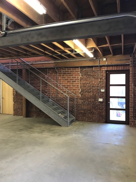 953 E 3rd St, Los Angeles, CA for lease Interior Photo- Image 1 of 5