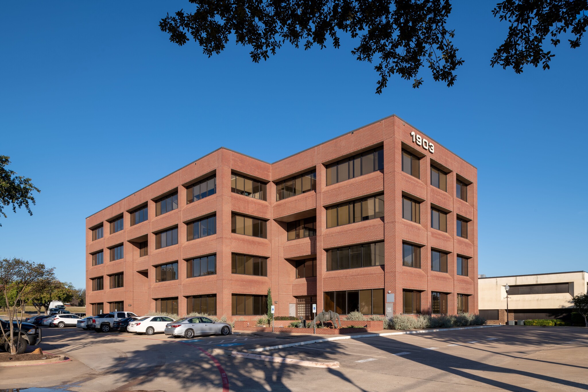 1903 Central Dr, Bedford, TX for lease Primary Photo- Image 1 of 21