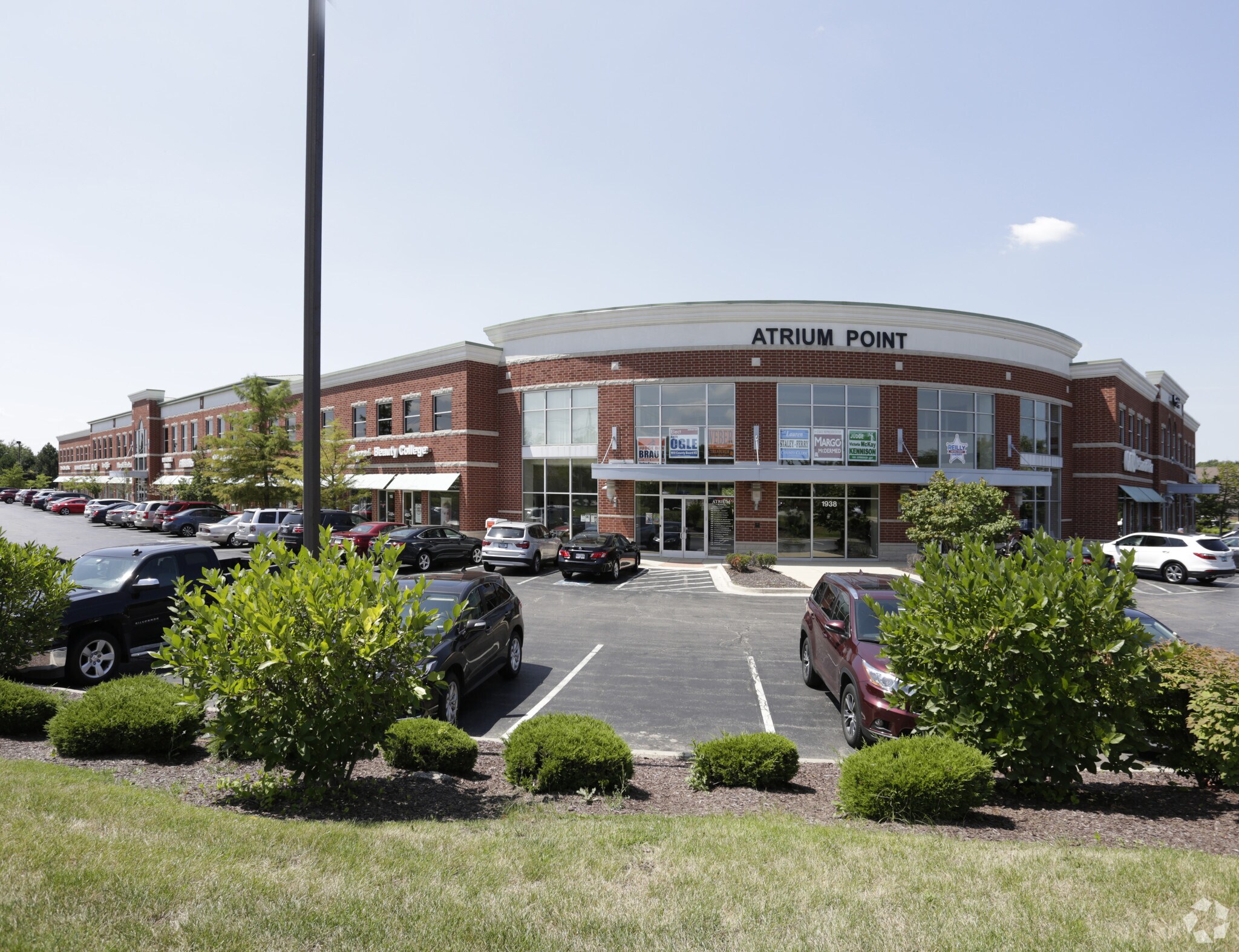 19382000 E Lincoln Hwy, New Lenox, IL 60451 Atrium Point