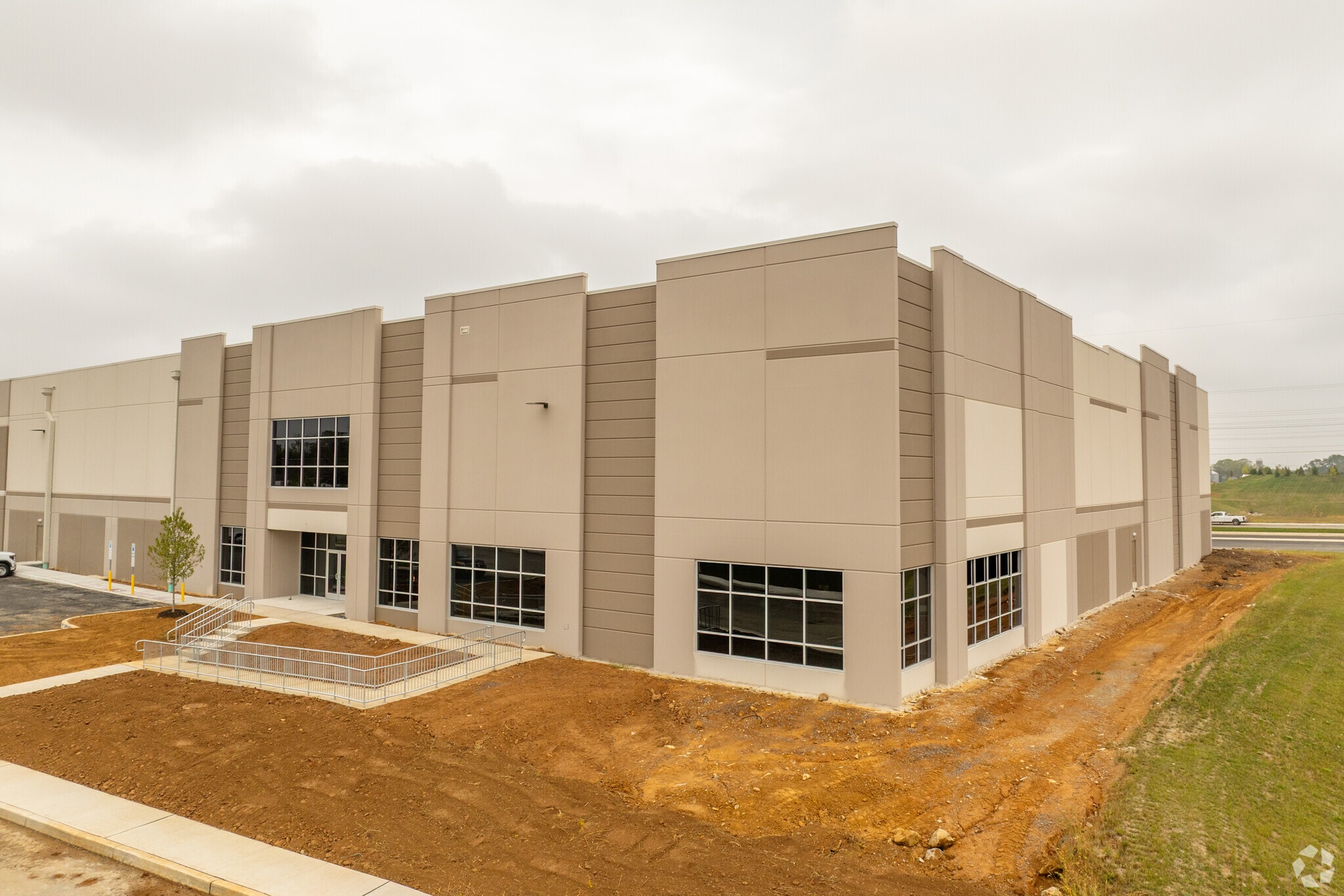 2230 Newlins Mill Rd, Easton, PA for lease Primary Photo- Image 1 of 2