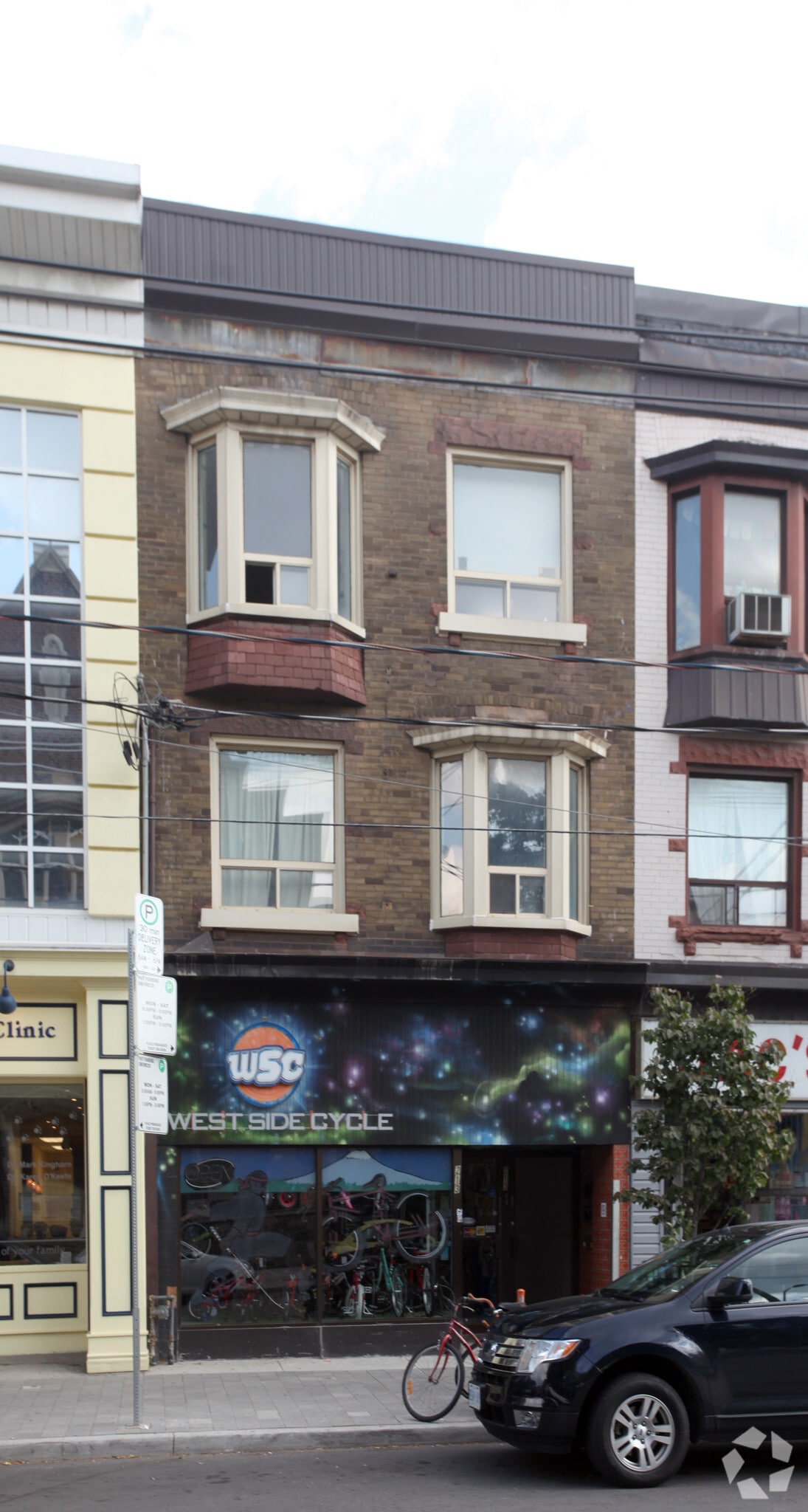 213 Roncesvalles Ave, Toronto, ON for sale Primary Photo- Image 1 of 1