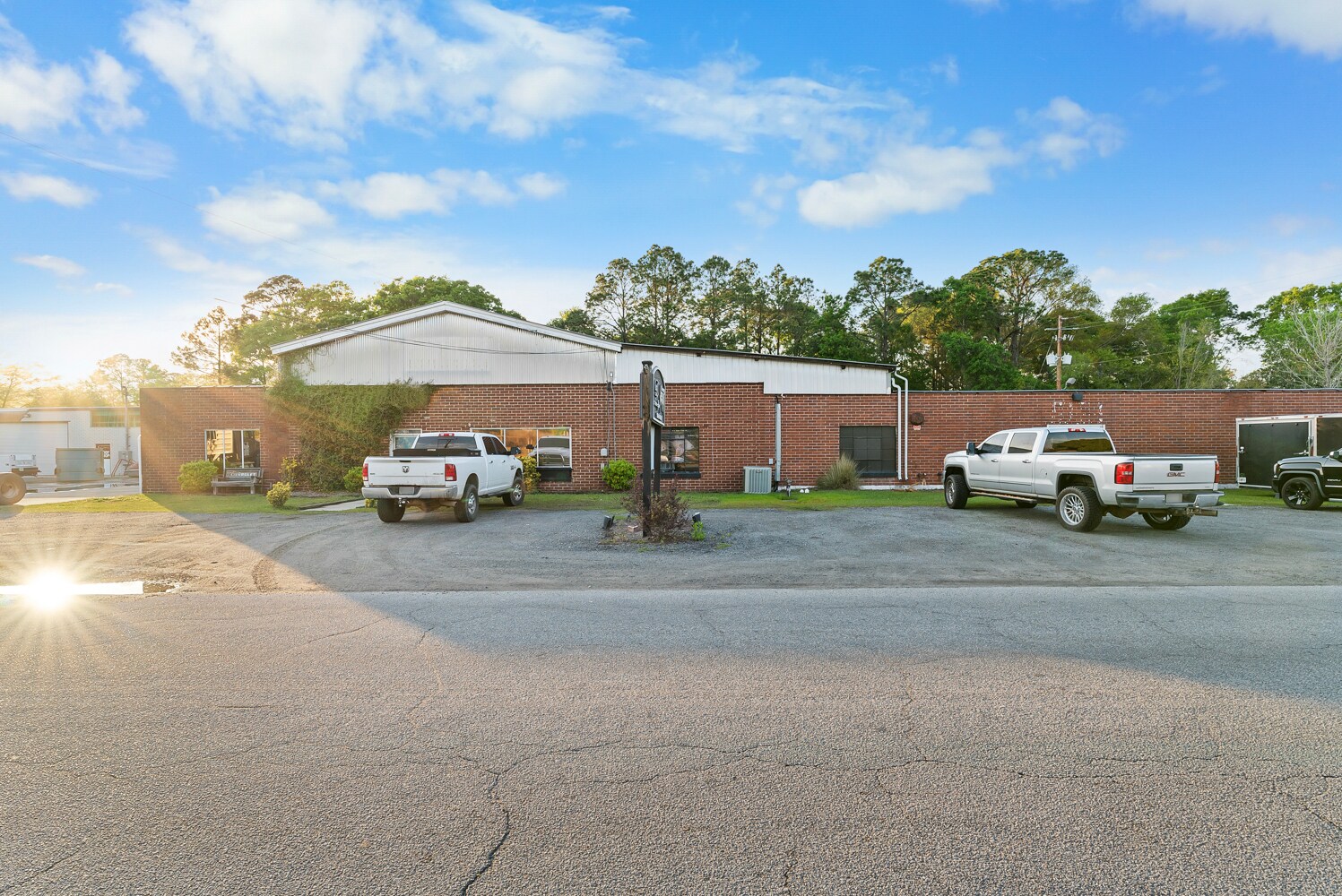 580 Sw Broad St, Jesup, GA for sale Primary Photo- Image 1 of 1