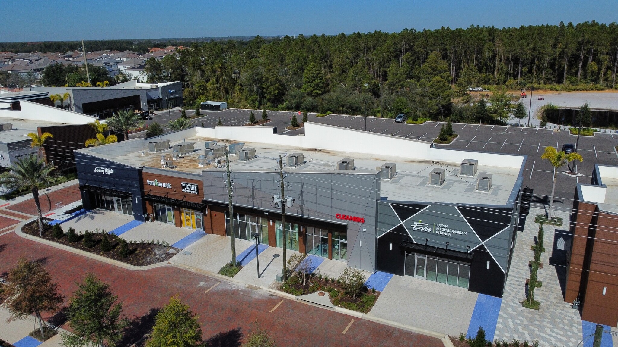 Apopka Vineland Rd & Daryl Carter Pkwy, Orlando, FL for lease Building Photo- Image 1 of 2