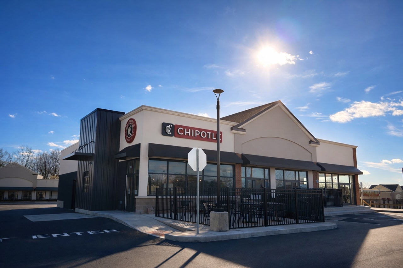 131 Linwood Ave, Colchester, CT for lease Primary Photo- Image 1 of 5