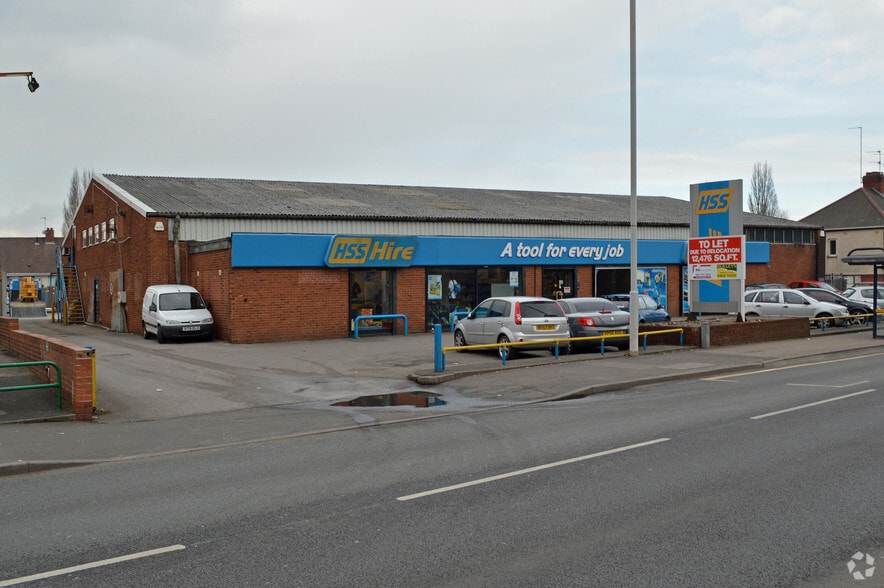 43-47 Wednesfield Rd, Wolverhampton for lease - Primary Photo - Image 1 of 2