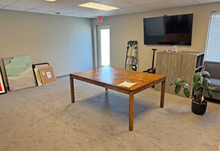 20455 Mack Ave, Grosse Pointe Woods, MI for lease Interior Photo- Image 2 of 5