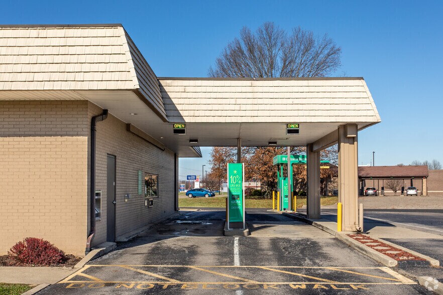 8806 Ohio River Rd, Wheelersburg, OH for sale - Building Photo - Image 2 of 16