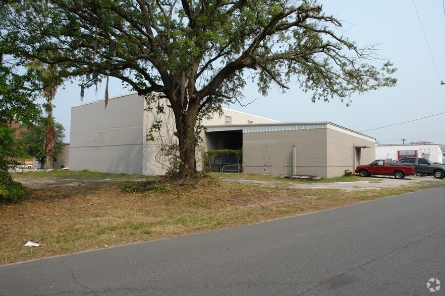 2436 Dennis St, Jacksonville, FL for sale - Building Photo - Image 2 of 7