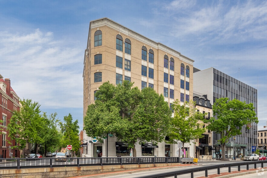 1630 Connecticut Ave NW, Washington, DC for lease - Building Photo - Image 2 of 11
