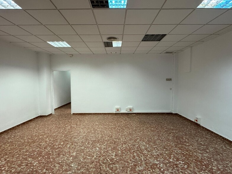 Escoles Pies, Algemesi, 27, Algemesí, Valencia for sale - Interior Photo - Image 2 of 13