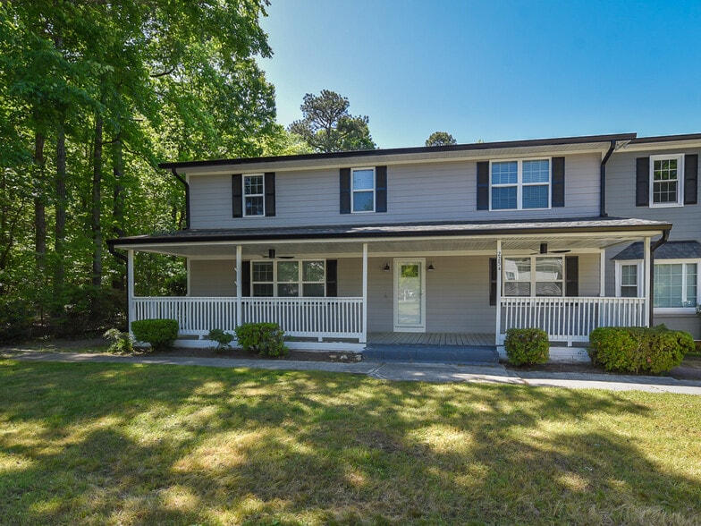 225 Douglas St, Holly Springs, NC for sale - Building Photo - Image 3 of 65