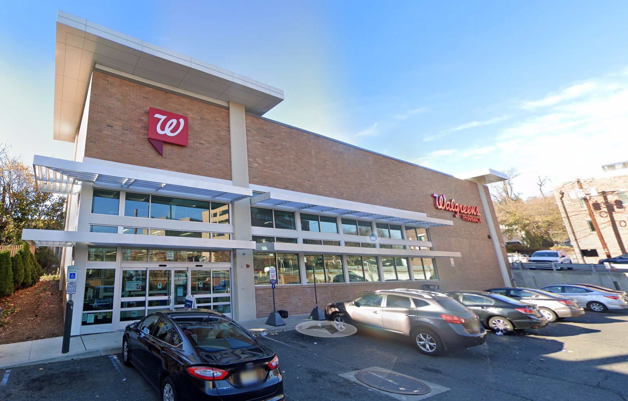 740 Main St, Paterson, NJ for lease Building Photo- Image 1 of 8